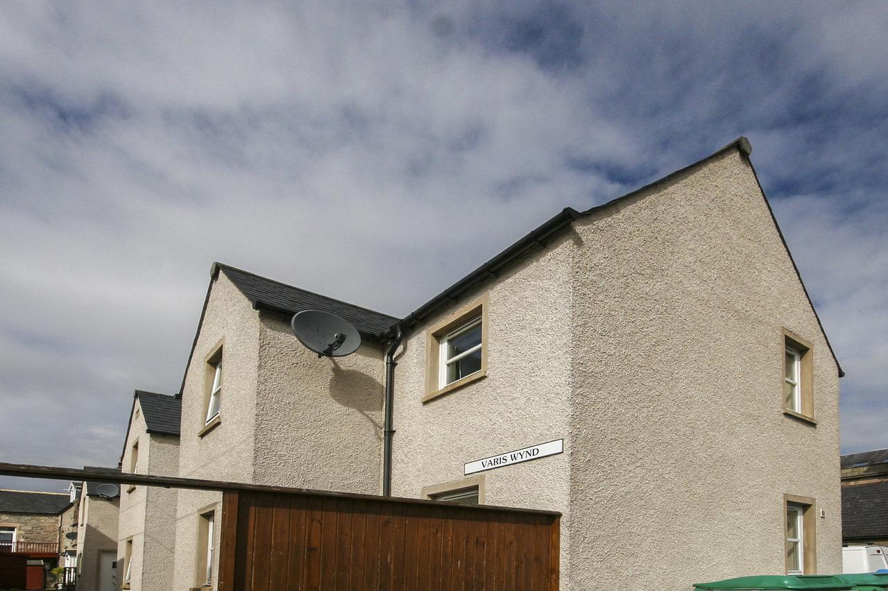 7 Varis Apartments Forres Esterno foto